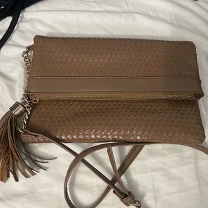 Crossbody, also can be used as a clutch, removable strap, fake leather,